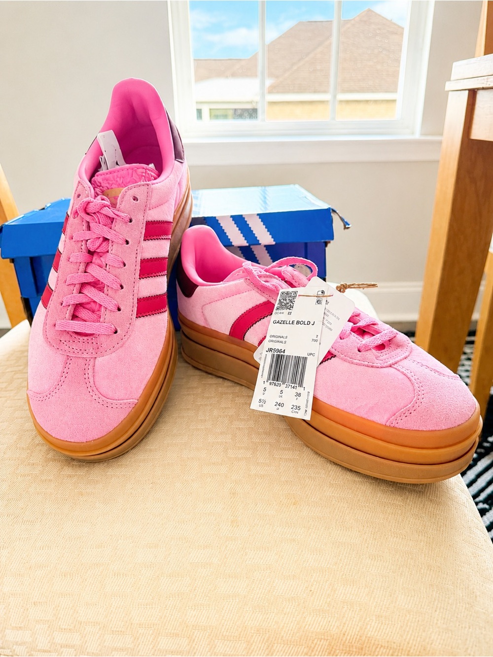 NWT Adidas Gazelle Bold J Pink Suede Stacked Sneakers | Women’s 7 (Youth 5.5)